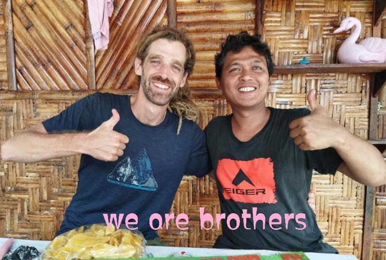 Sama Sama Homestay & Trekking Only Stay Here Book Trekking And Transport With Us Bukit Lawang Eksteriør billede